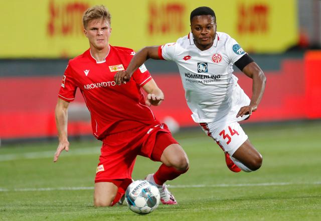 基耶利尼：尤文现在正处于低谷期；DV9受伤是个沉重的打击（基耶利尼：尤文陷入低迷，DV9伤停给球队带来沉重打击）